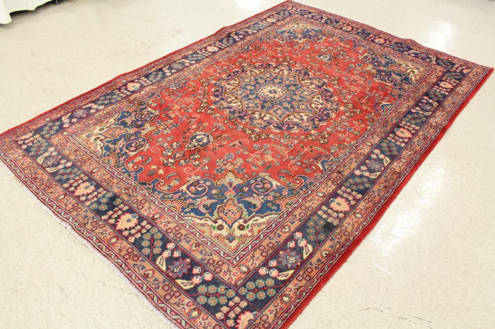 HAND KNOTTED PERSIAN CARPETHAND