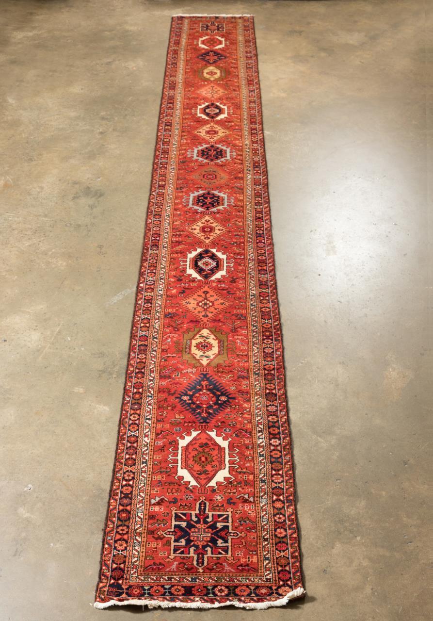 HAND KNOTTED PERSIAN KARAJA HERIZ