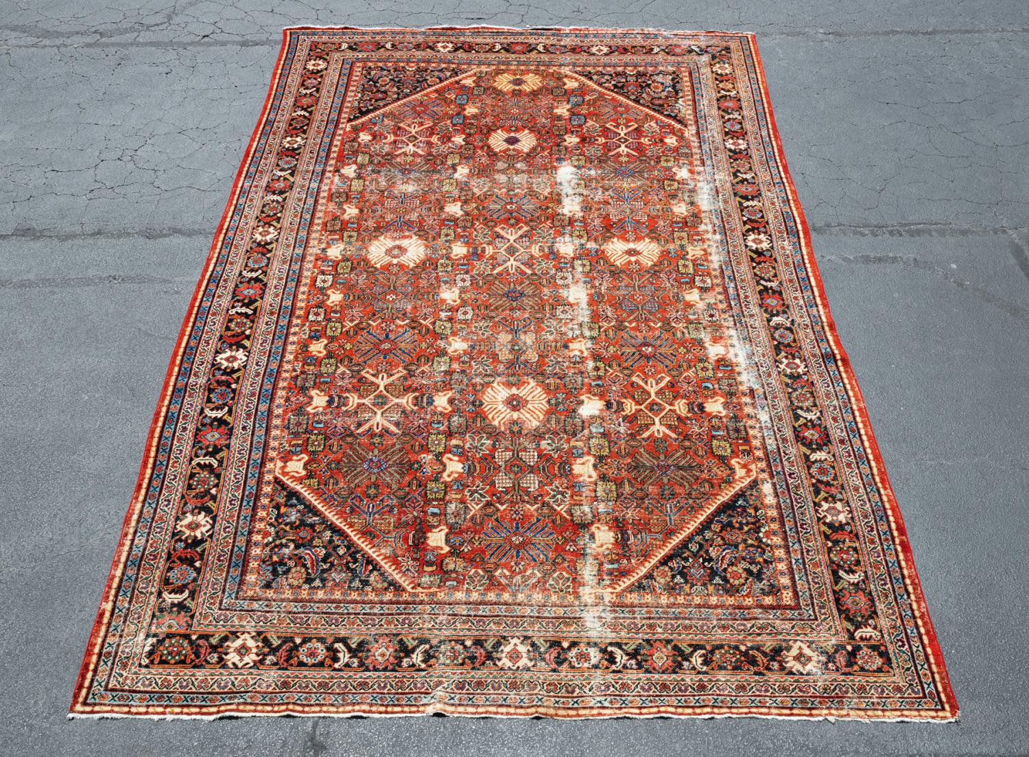 HAND KNOTTED PERSIAN MAHAL, 17 X 11