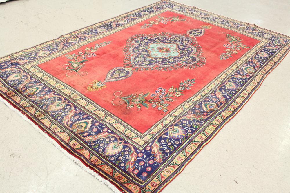 HAND KNOTTED PERSIAN TABRIZ