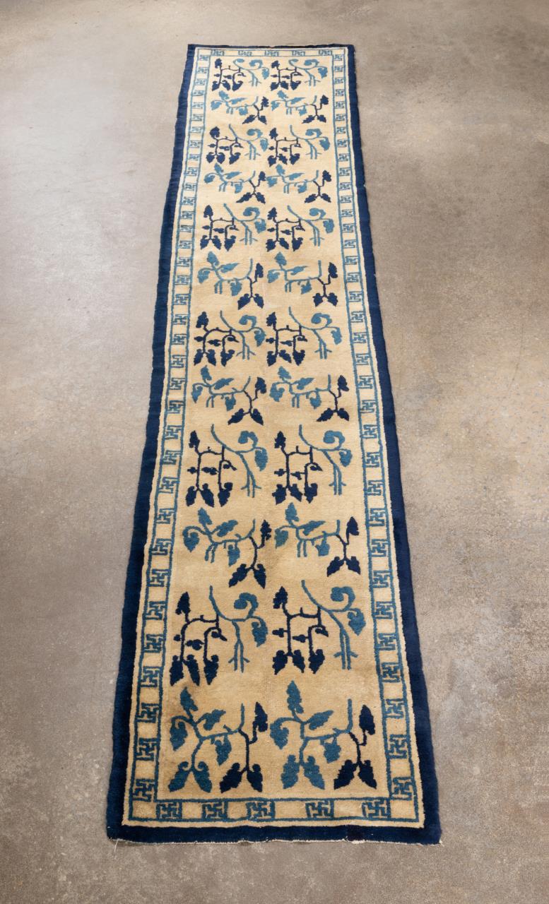 HAND KNOTTED WOOL CHINESE PEKING