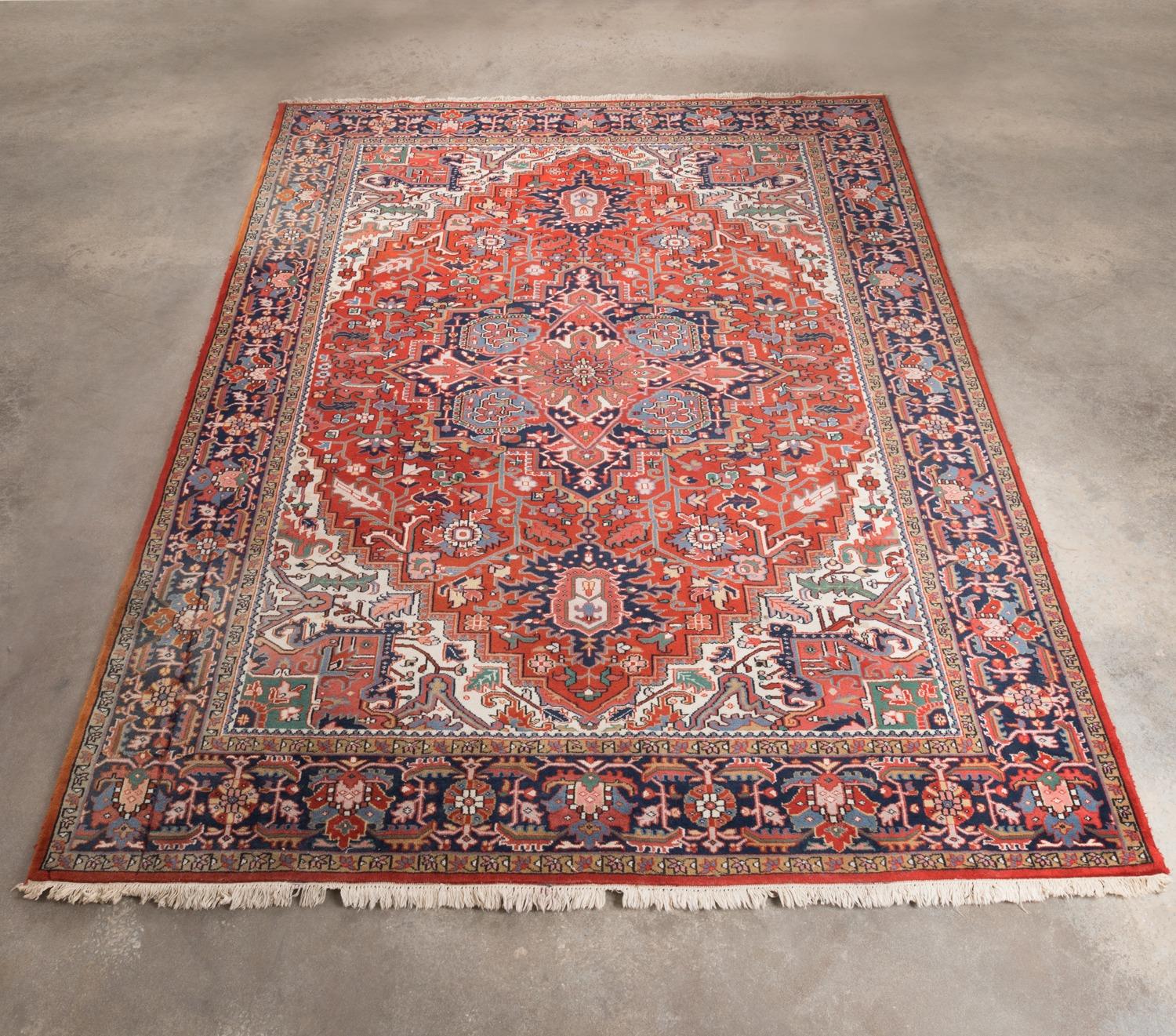 HAND KNOTTED WOOL INDO HERIZ RUG,