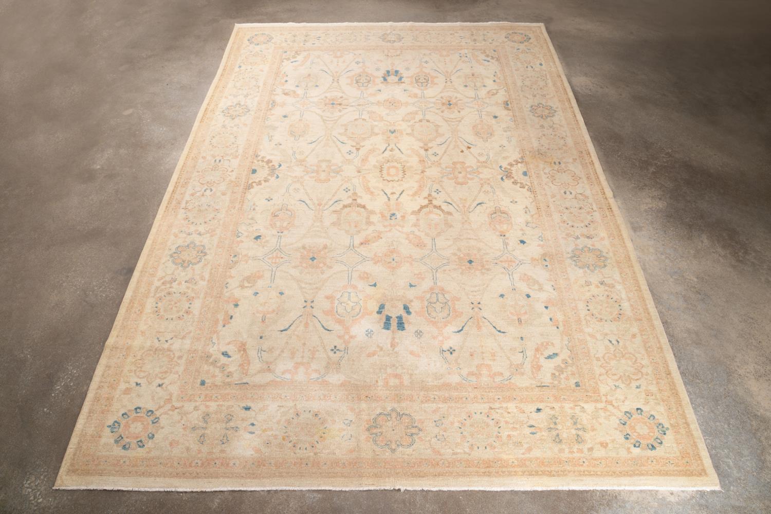 HAND KNOTTED WOOL PAKISTANI