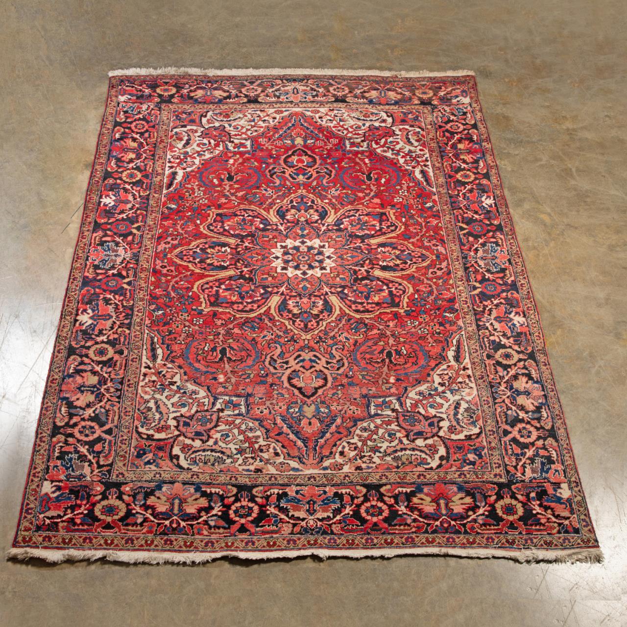 HAND KNOTTED WOOL PERSIAN BAKHTIARI