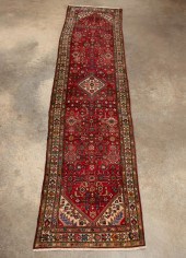 HAND KNOTTED WOOL PERSIAN MAHA