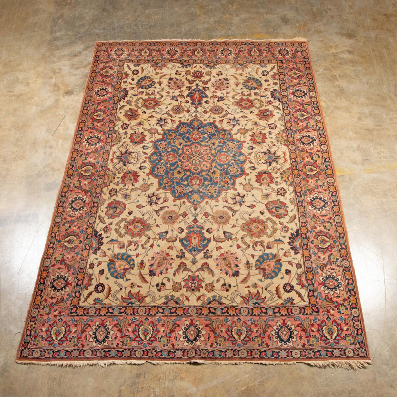 HAND KNOTTED WOOL PERSIAN TABRIZ