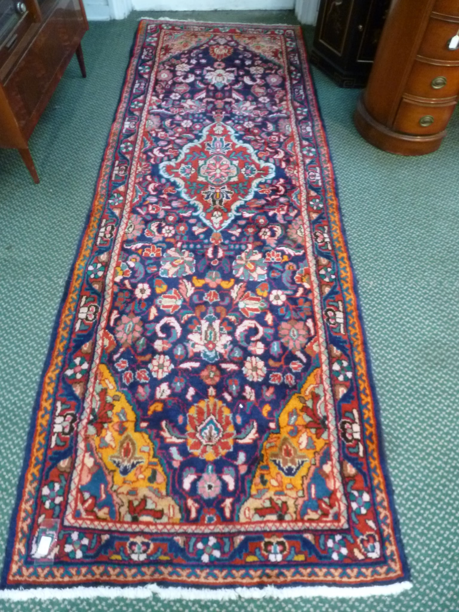 HAND LOOMED WOOL ORIENTAL