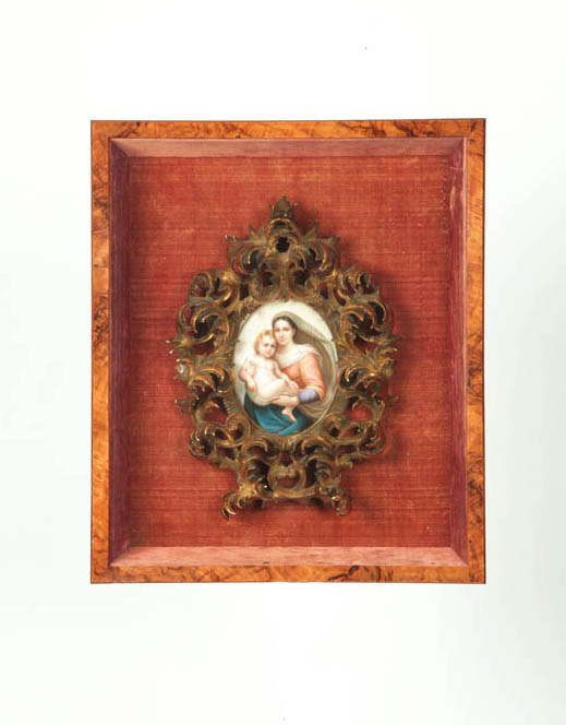 HAND PAINTED PORCELAIN PLAQUE. 