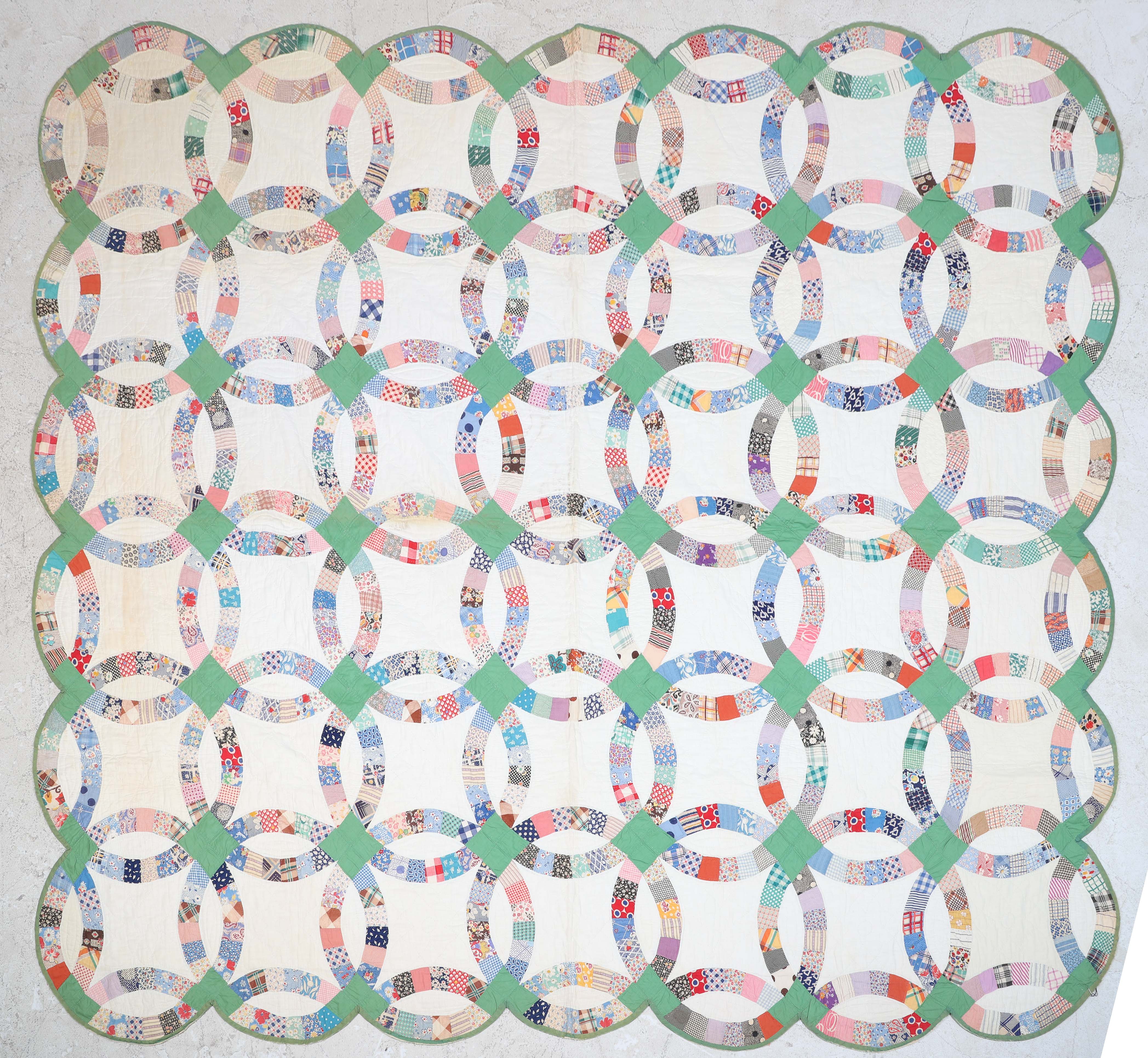 Hand sewn wedding ring quilt,