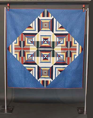 HAND STITCHED AMISH QUILTHand