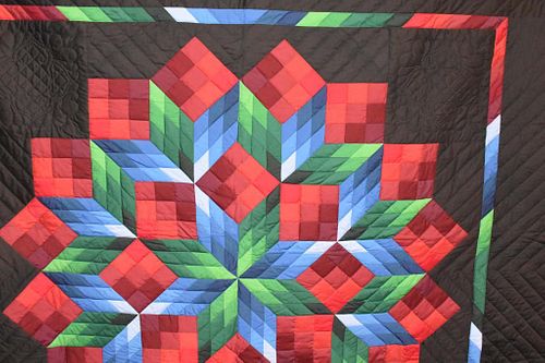 HAND STITCHED AMISH QUILTHand