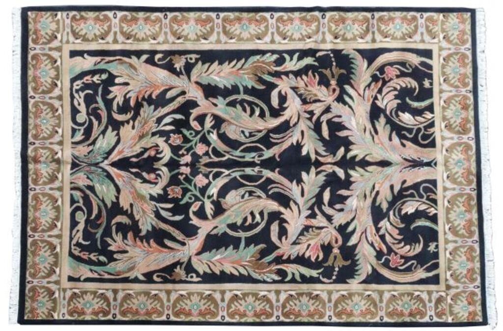 HAND-TIED AGRA RUG, INDIA, 12'2"