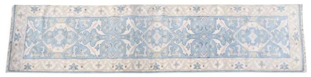 HAND-TIED INDO-OUSHAK RUNNER,