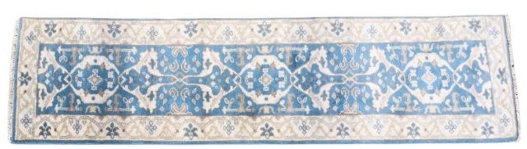 HAND-TIED INDO-OUSHAK RUNNER,