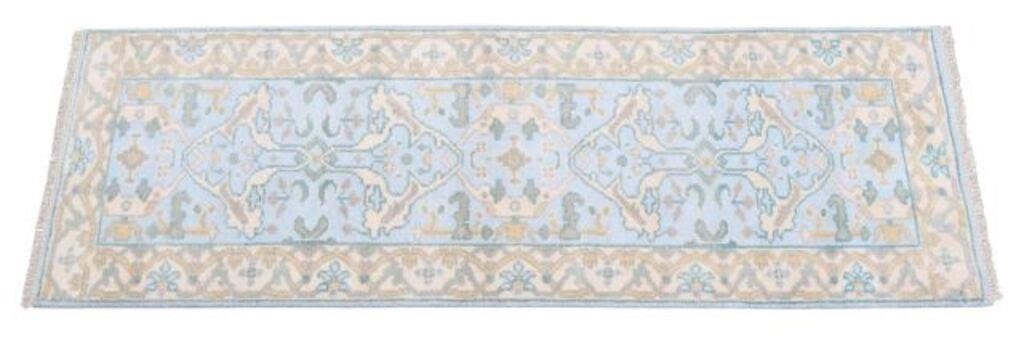 HAND-TIED INDO-PERSIAN OUSHAK