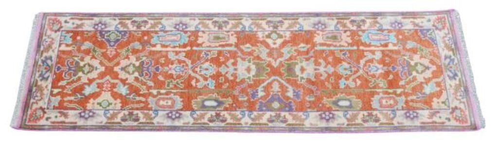 HAND-TIED INDO-PERSIAN OUSHAK