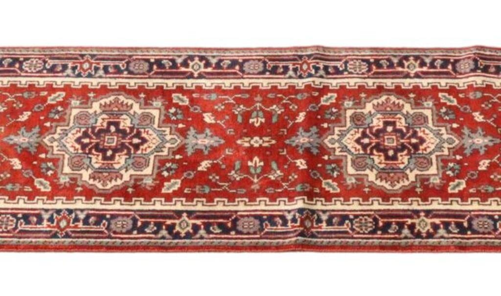HAND-TIED INDO-SERAPI RUNNER,