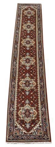 HAND-TIED PERSAIN SERAPI RUNNER,