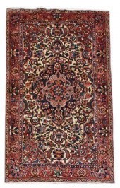 HAND-TIED PERSIAN BAKTIARI RUG