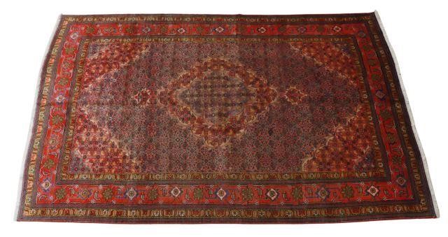 HAND-TIED PERSIAN BIJAR RUG, 9'4" X