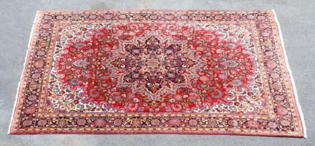 HAND-TIED PERSIAN HERIZ AHAR RUG,