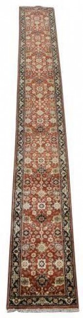 HAND-TIED PERSIAN MAHAL FLOOR