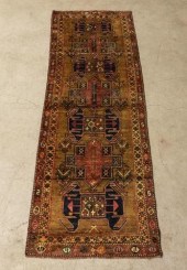 HAND-TIED PERSIAN MESHKIN RUNN