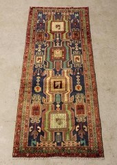 HAND-TIED PERSIAN MESHKIN RUNN