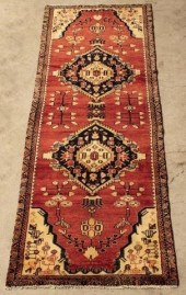 HAND-TIED PERSIAN MESHKIN RUNN