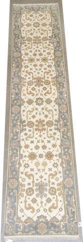 HAND-TIED PERSIAN OUSHAK FLOOR