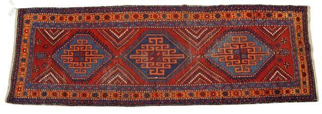 HAND-TIED PERSIAN SAROUK RUG, 10'4"