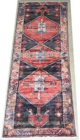 HAND-TIED PERSIAN SERAPI RUG,