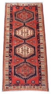 HAND-TIED PERSIAN SERAPI RUNNE