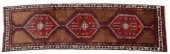 HAND-TIED PERSIAN SERAPI RUNNE