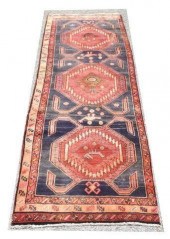 HAND-TIED PERSIAN SERAPI RUNNE