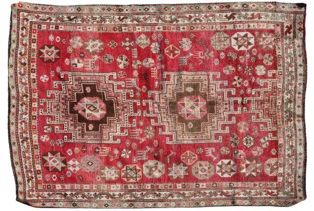 HAND-TIED PERSIAN SHIRAZ
