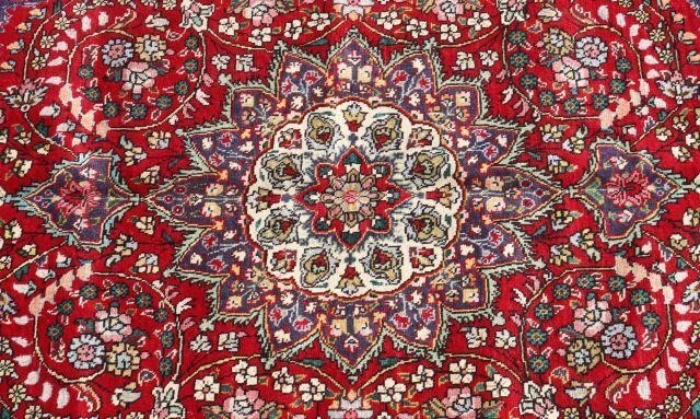 HAND-TIED PERSIAN TABRIZ RUG, 9'10"