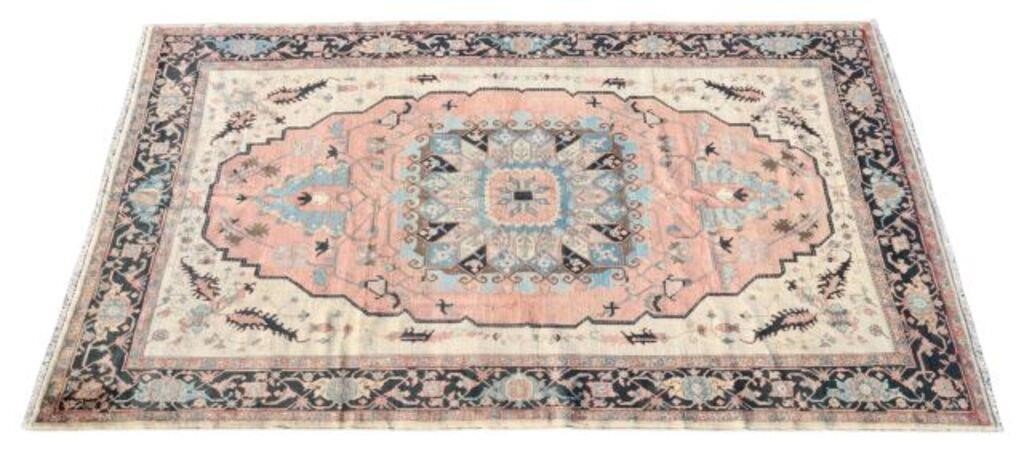 HAND-TIED SERAPI RUG, INDIA,