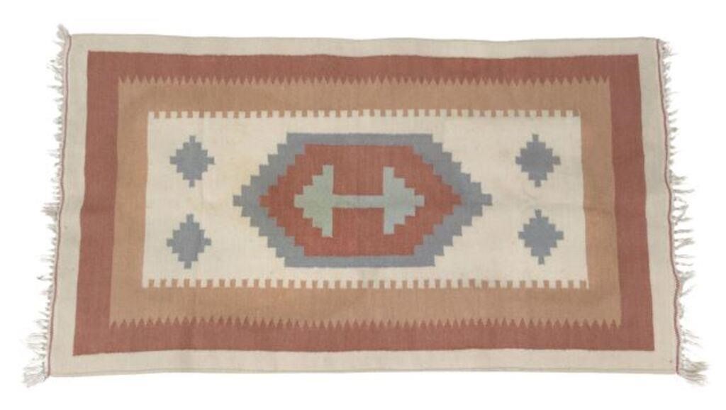 HAND-TIED WOOL KILIM RUG, 5'4" X