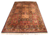 HAND-WOVEN CELTIC KNOT MOTIF R