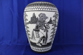 HANDCRAFTED LARGE ACOMA BLACK