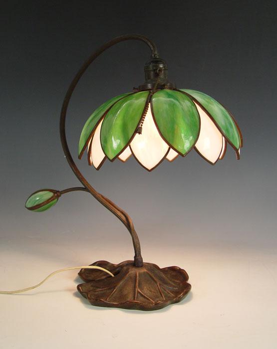 HANDEL BLOSSOMING FLOWER LILY LAMP:
