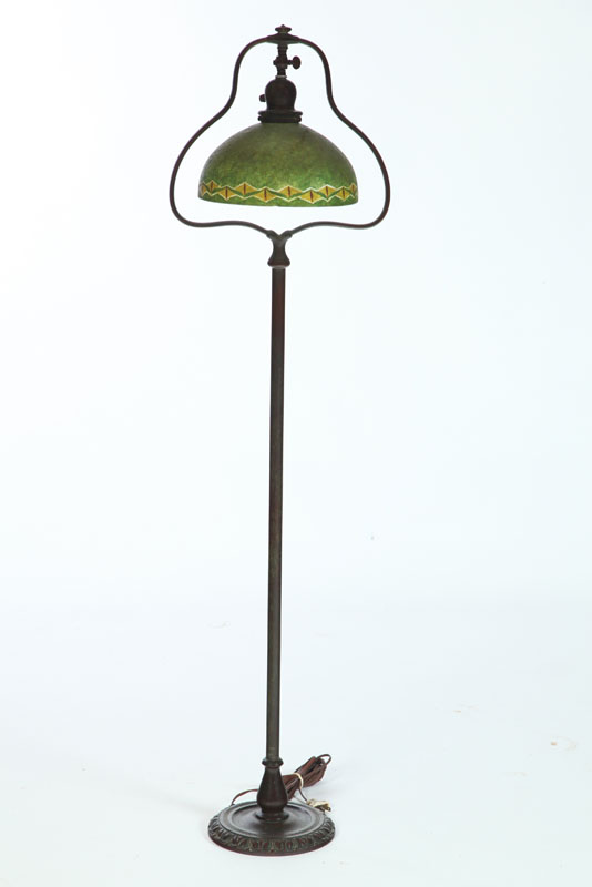 HANDEL FLOOR LAMP WITH HANDEL