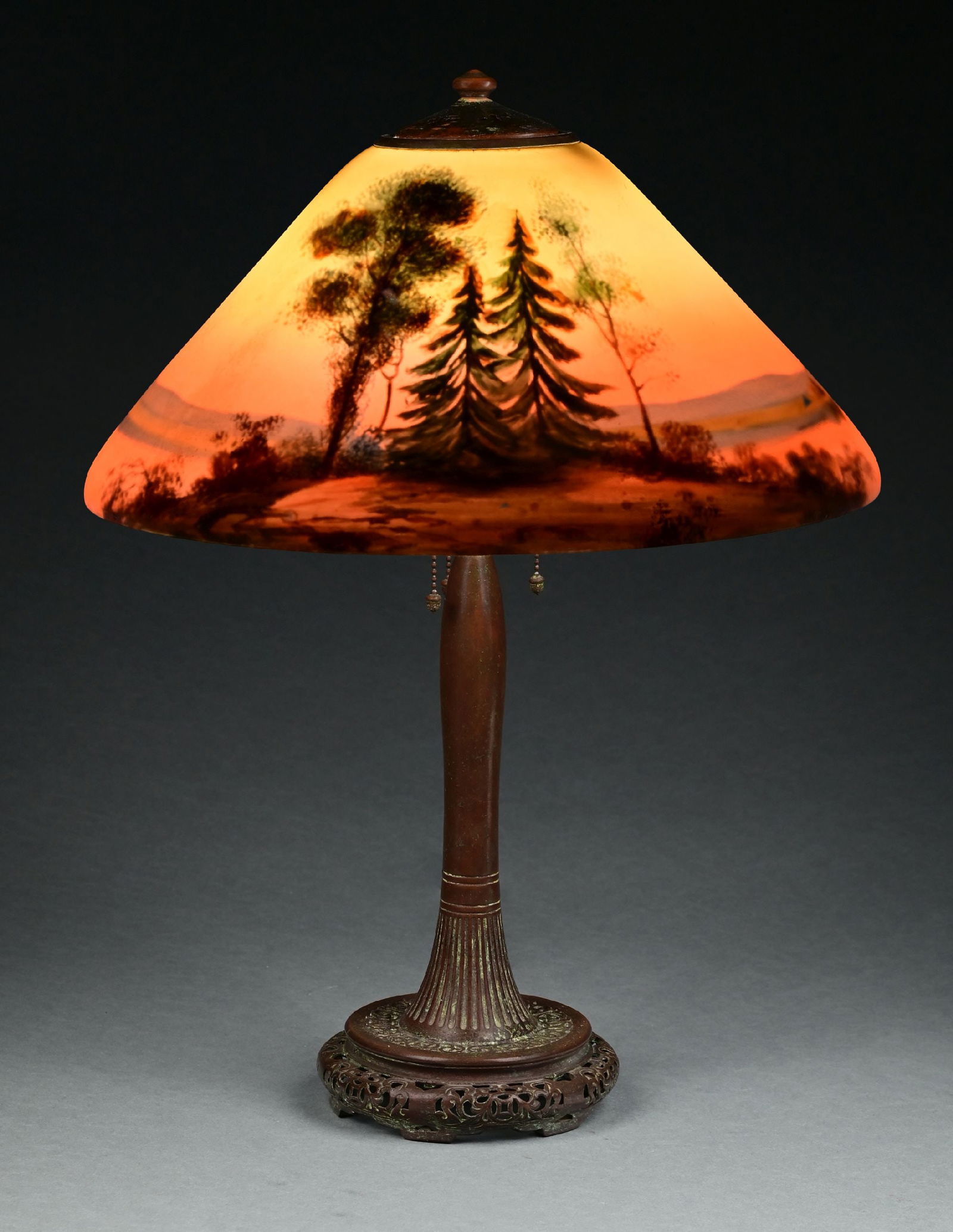 HANDEL REVERSE PAINTED SCENIC TABLE