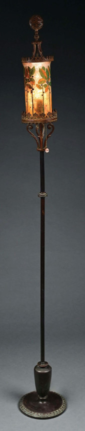 HANDEL REVERSE PAINTED TORCHIE