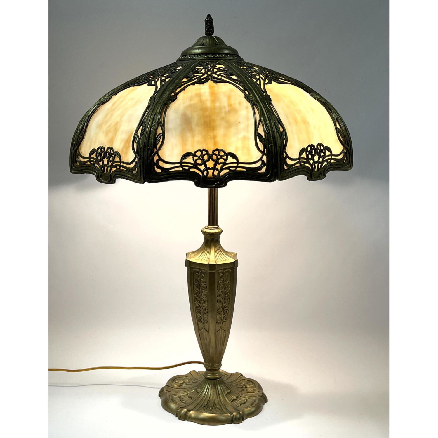 Handel style Slag Glass Vintage