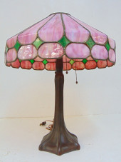 HANDEL TABLE LAMP WITH PINK PA