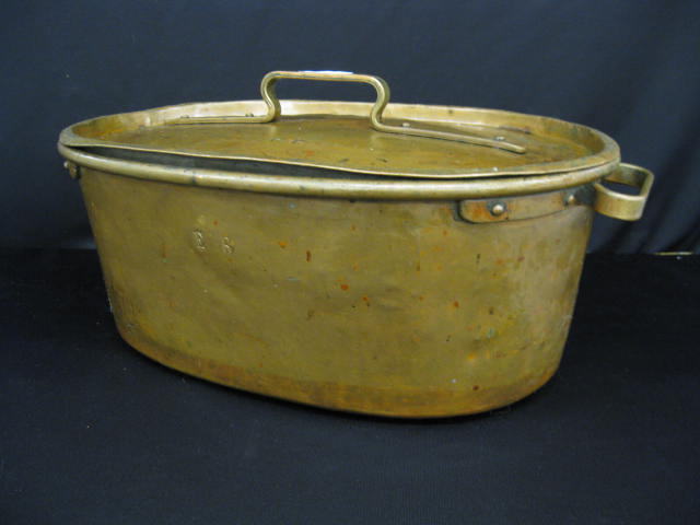 Handmade Copper Oval Covered Cooker