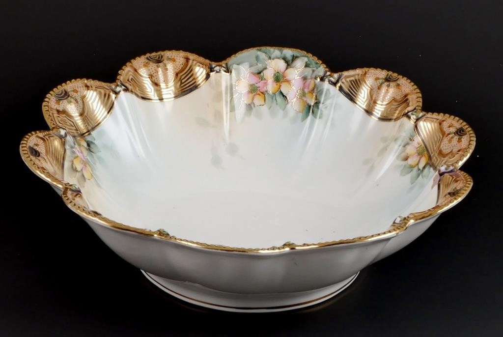 HANDPAINTED NIPPON BERRY BOWL
