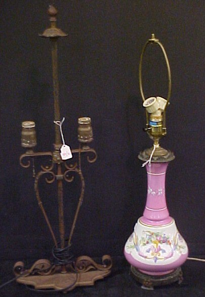 Handpainted porcelain table lamp 